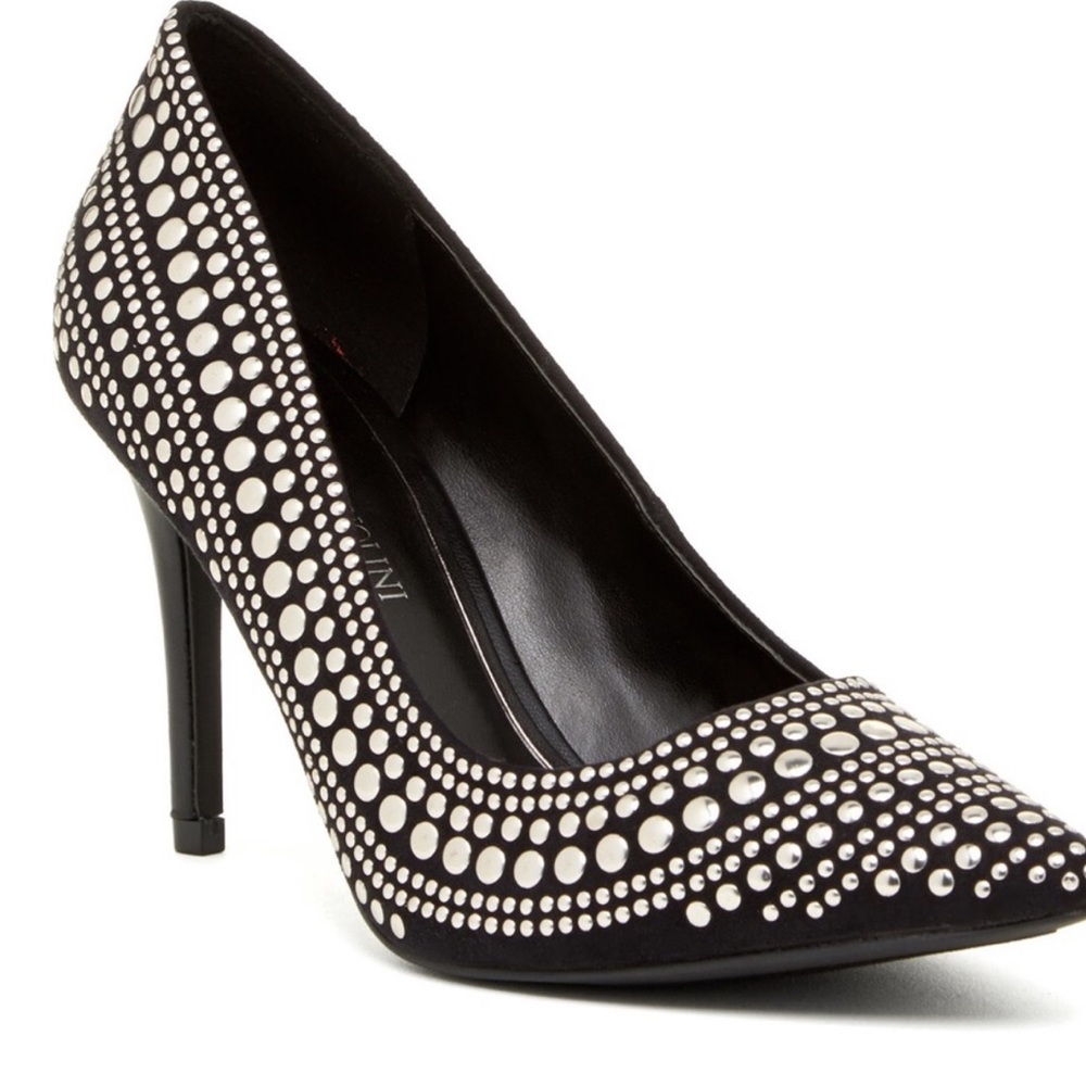 Enzo Angiolini -Studded Black pumps 🖤🤍
